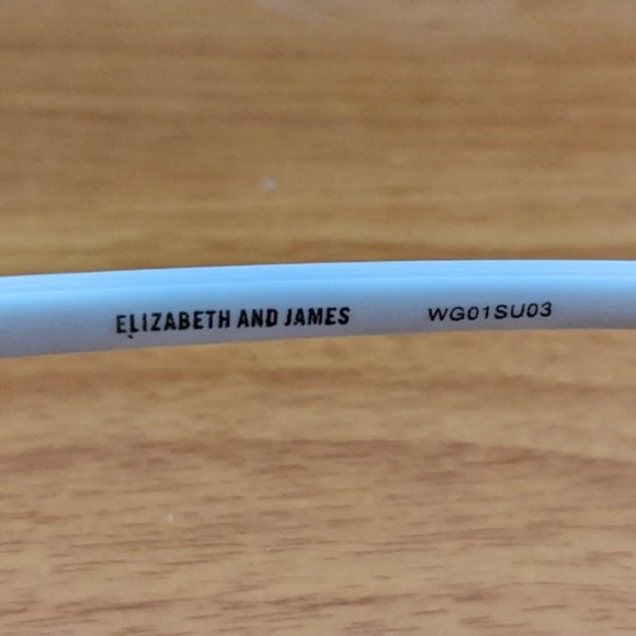 Elizabeth and James Sunglasses #2💥PRICE DROP💥 - Picture 8 of 10